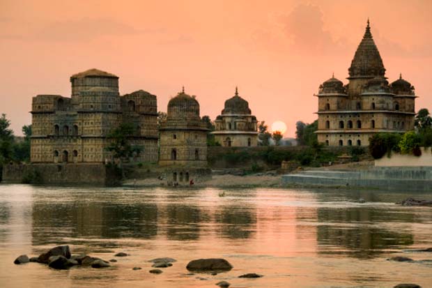 Orchha, Cenotaphs of the Bundela Kings,